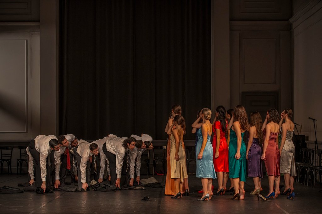 Είδαμε την παράσταση KONTAKTHOF της Pina Bausch